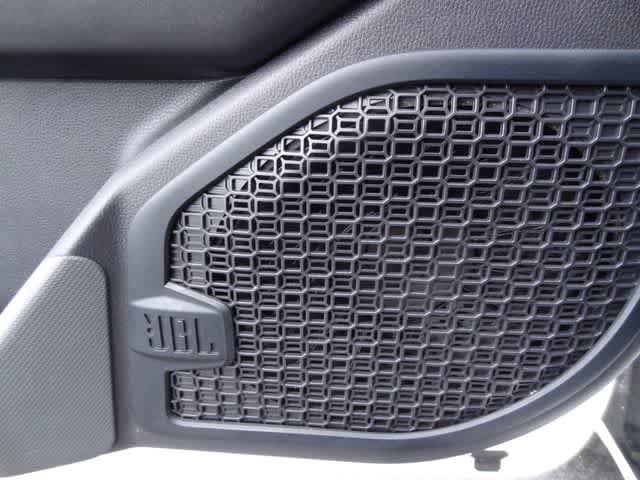 Used 2024 Toyota Tacoma SR5 AWD/4WD image 15