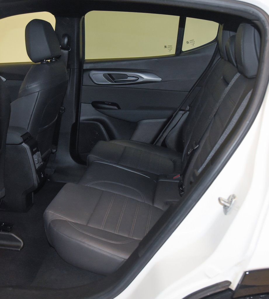 Used 2024 Alfa Romeo Tonale Ti w/ Premium Interior Package image 11