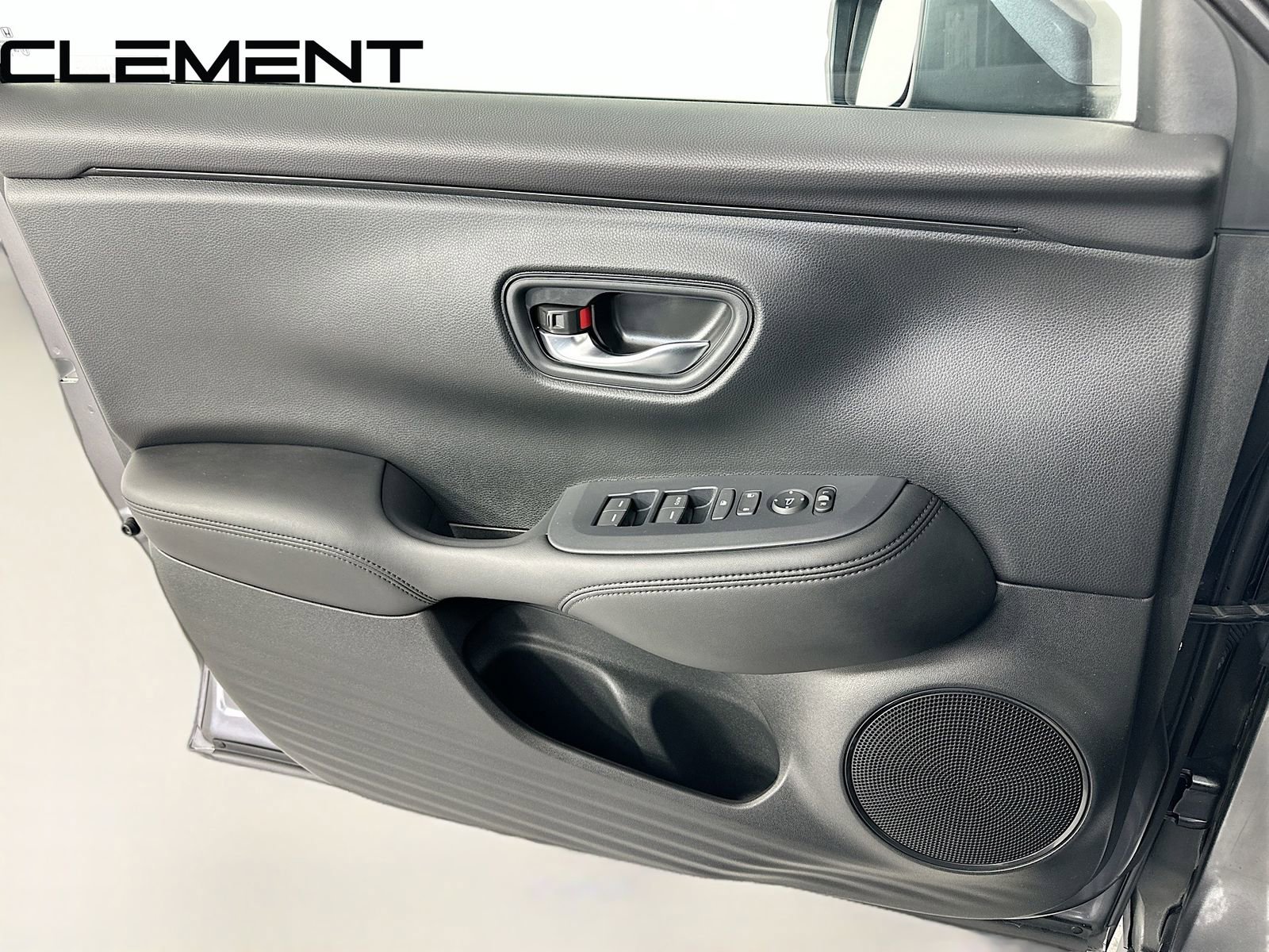 Used 2023 Honda HR-V LX image 25