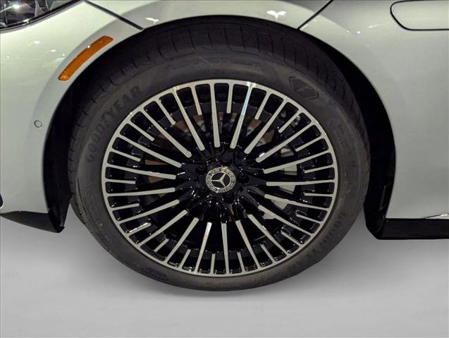 New 2026 Mercedes-Benz EQS 580 4MATIC Sedan image 9