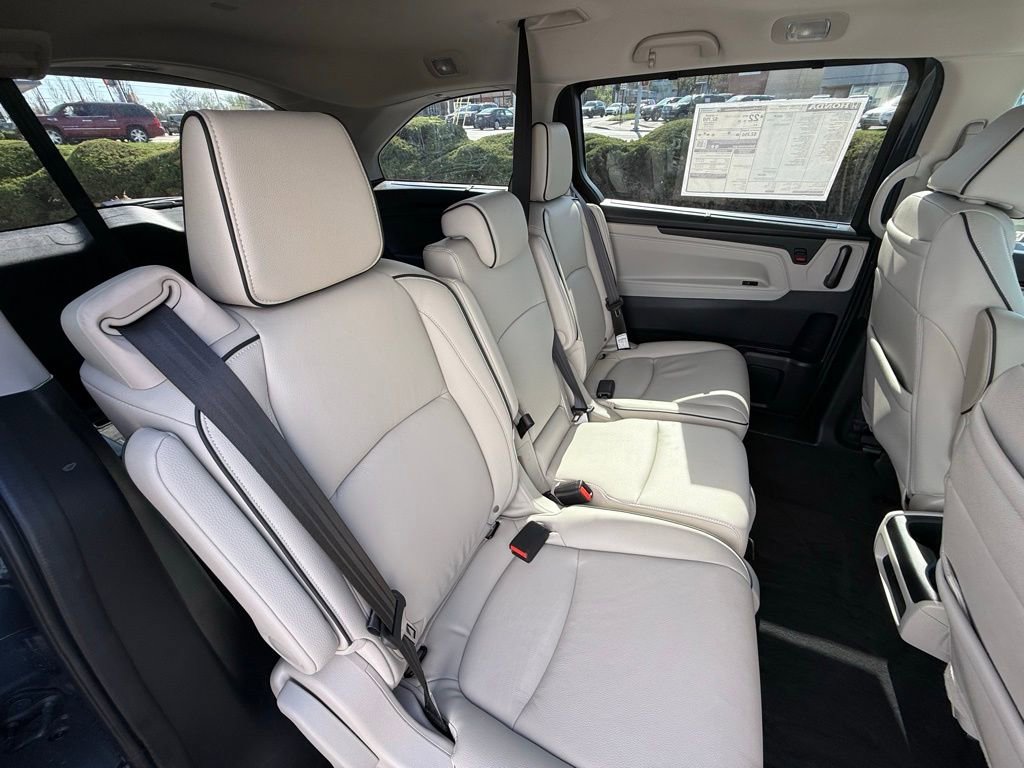 Used 2026 Honda Odyssey Touring image 35