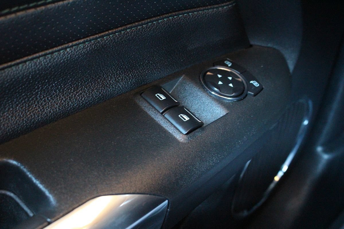 Used 2019 Ford Mustang Bullitt RWD image 13