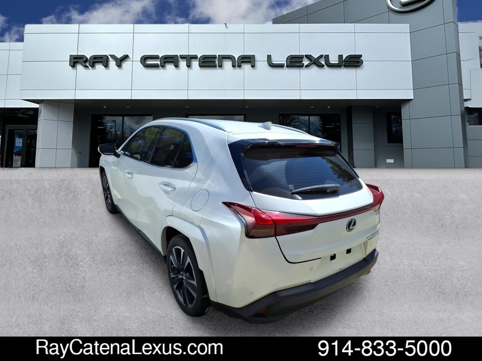 Certified 2024 Lexus UX 250h AWD w/ Premium Package image 4