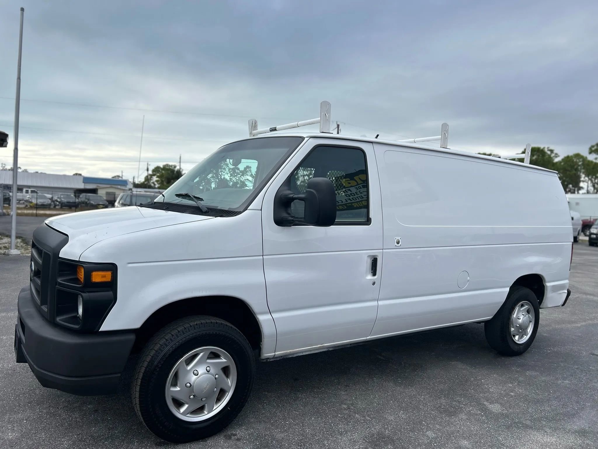 Used 2012 Ford E-150 and Econoline 150 image 5