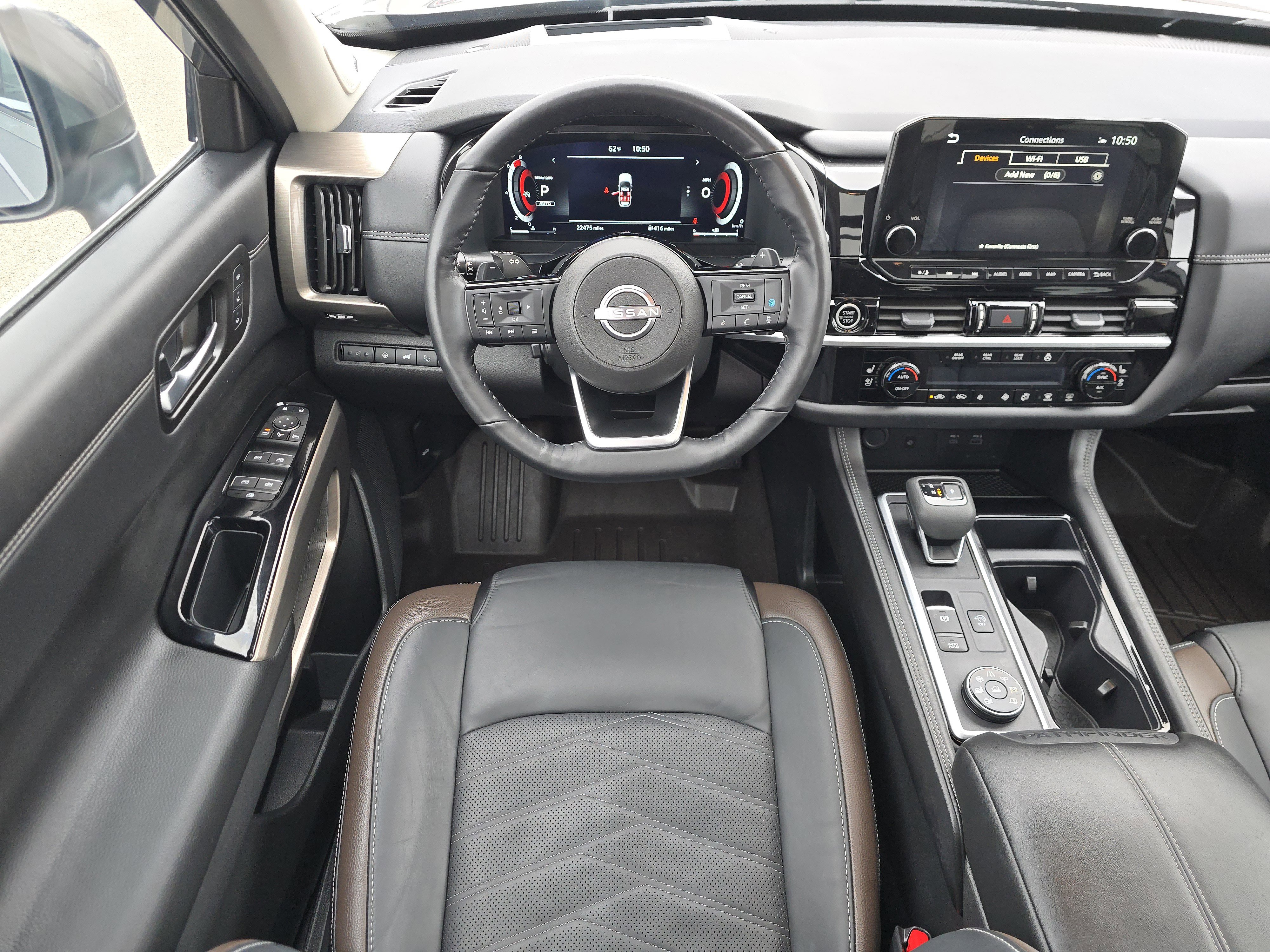 Used 2024 Nissan Pathfinder Platinum image 21