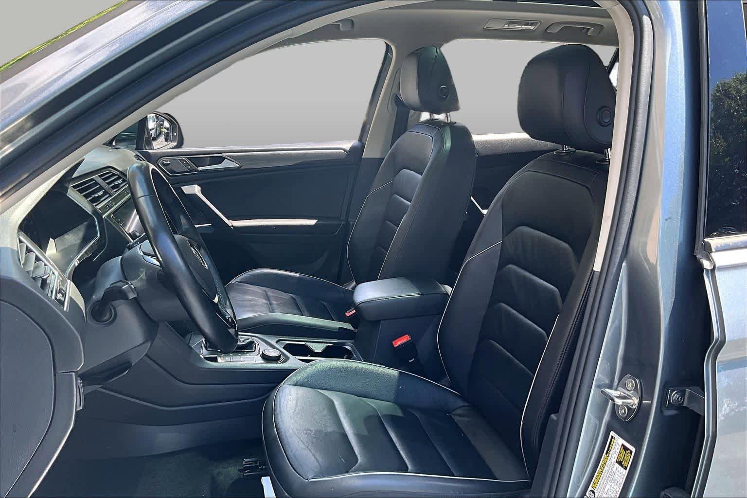 Used 2019 Volkswagen Tiguan SEL Premium AWD/4WD image 8