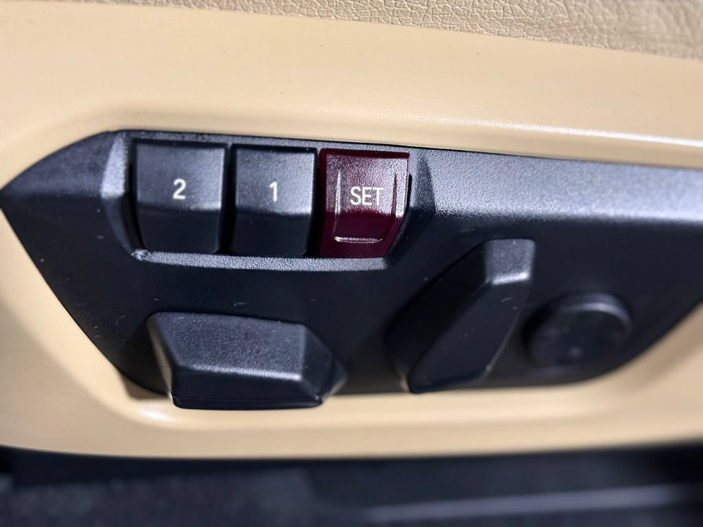 Used 2017 BMW X3 xDrive28i AWD/4WD image 22