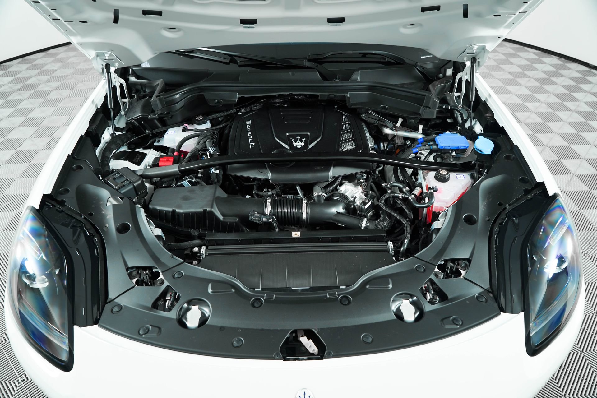 New 2025 Maserati Grecale Modena image 63