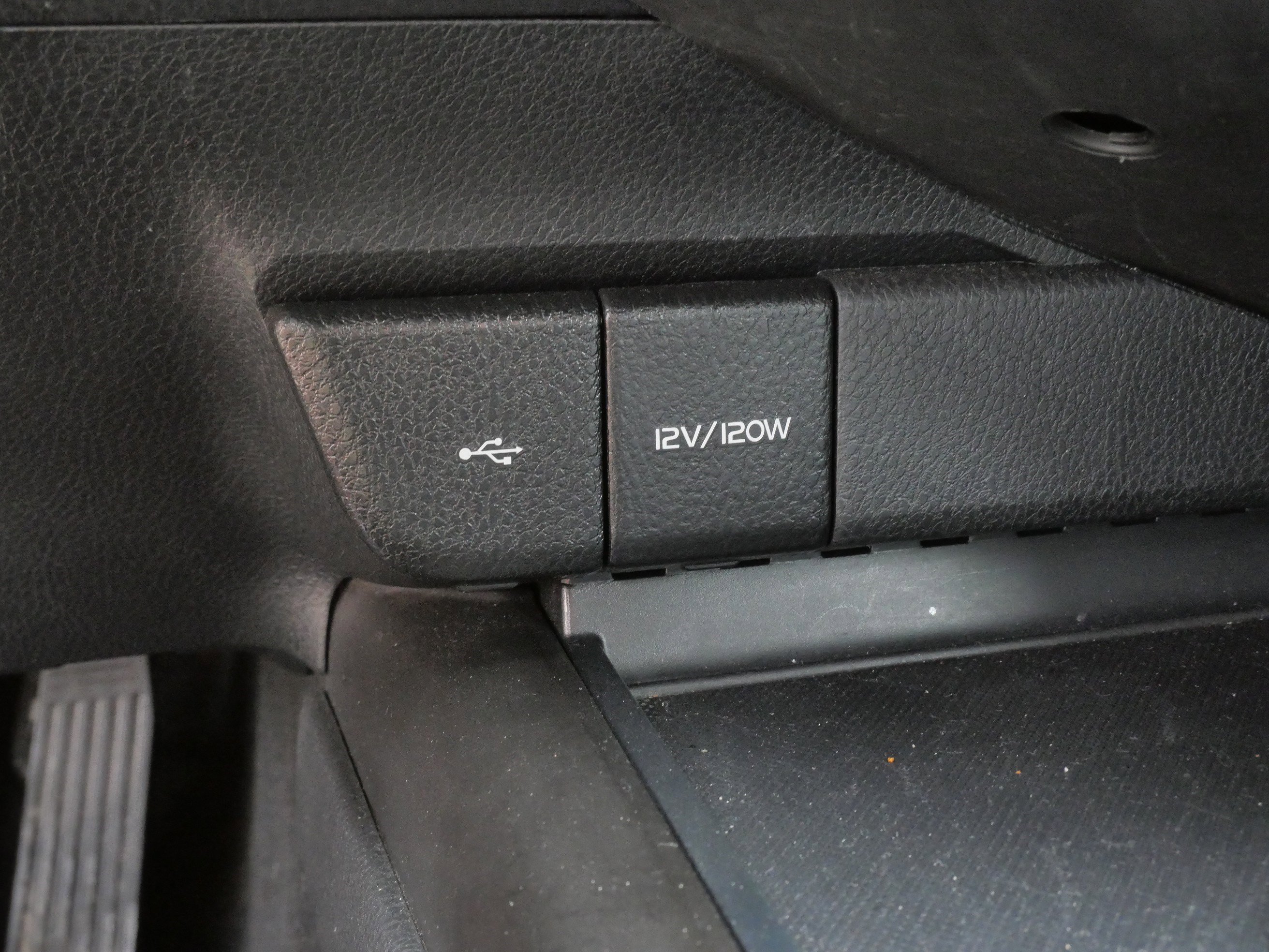 Certified 2023 Toyota Camry SE image 33