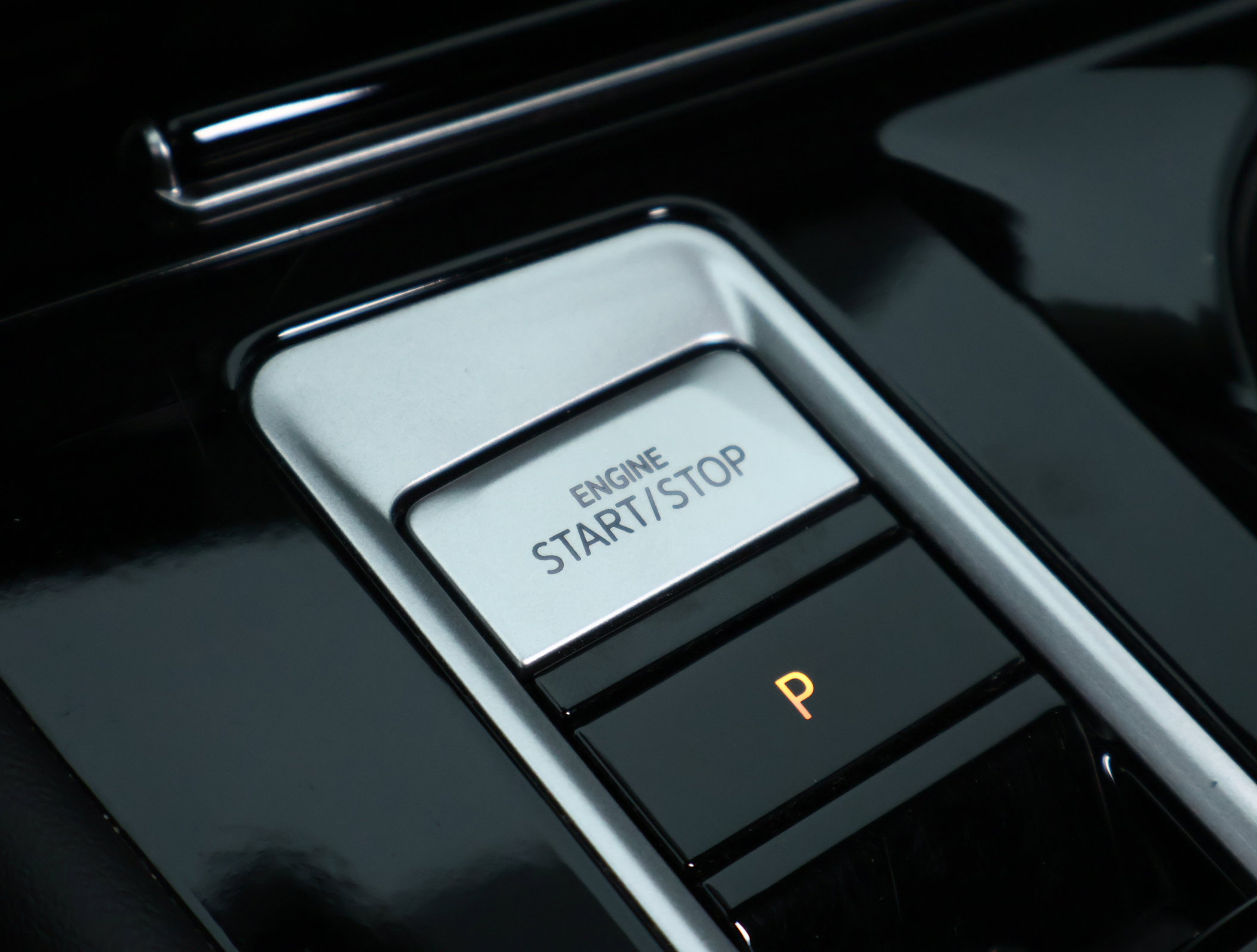 Used 2025 Volkswagen Atlas SE image 17