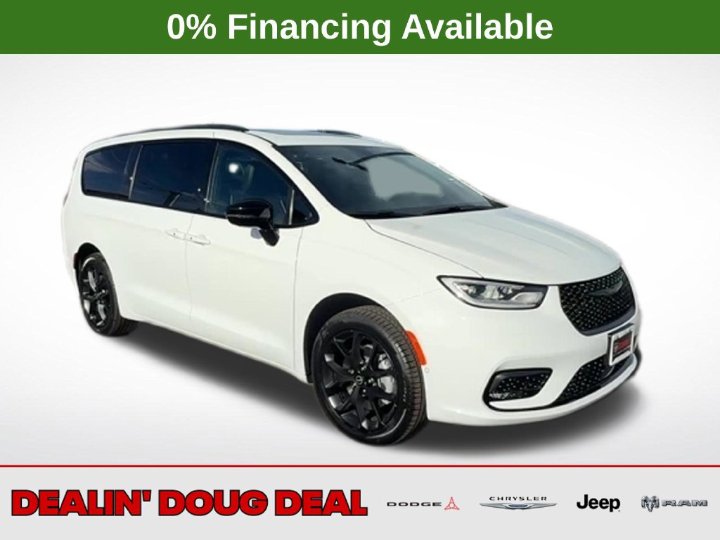 New 2026 Chrysler Pacifica Limited w/ S Appearance Package AWD/4WD image 40