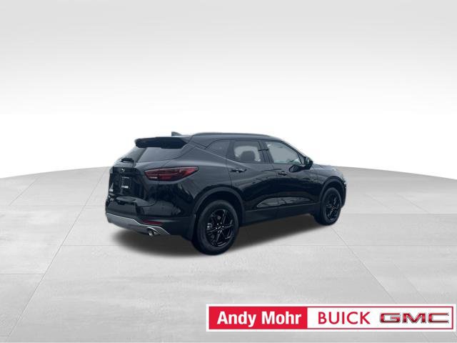 Used 2025 Chevrolet Blazer LT w/ Convenience Package FWD image 16