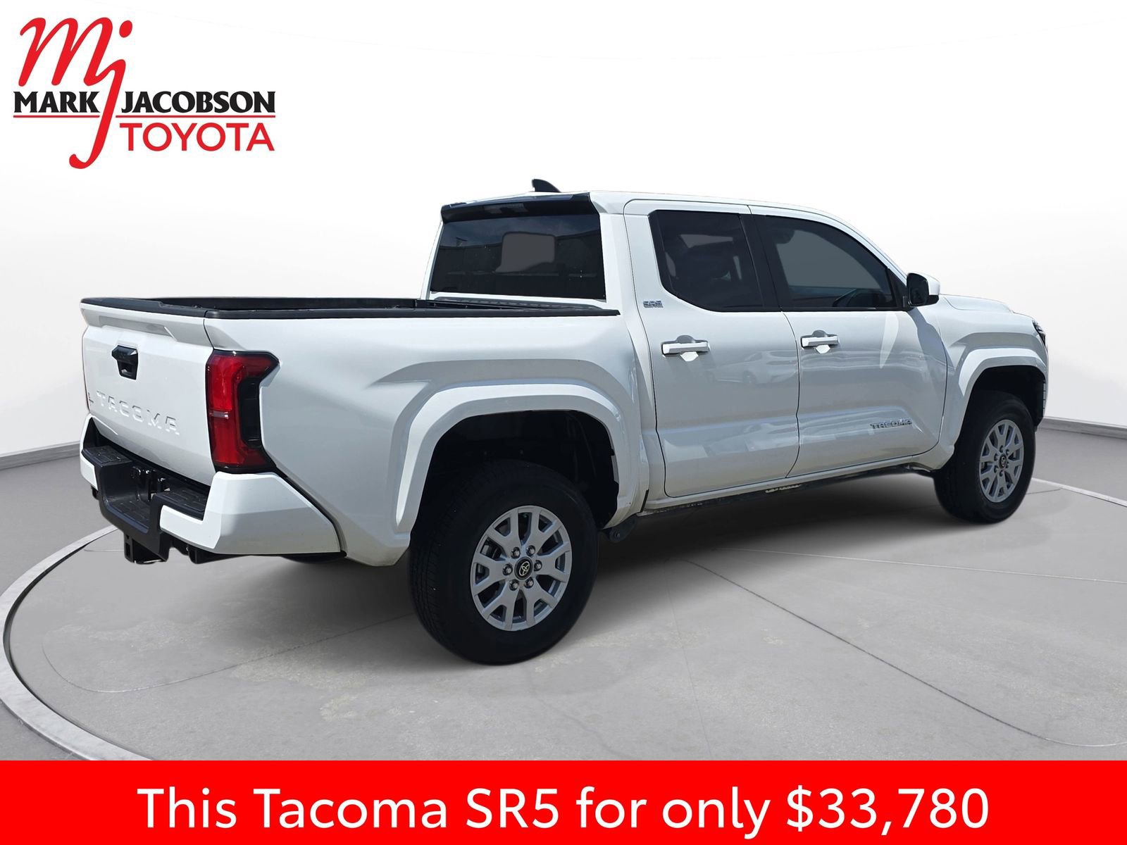 Used 2024 Toyota Tacoma SR5 RWD image 9