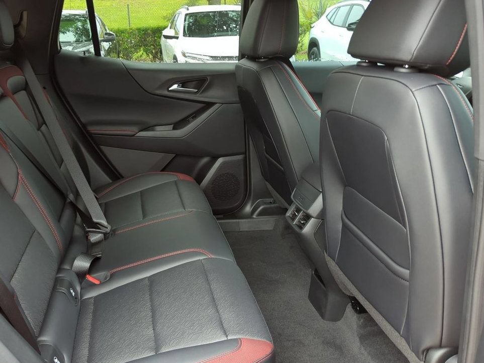 New 2027 Chevrolet Equinox RS FWD image 23