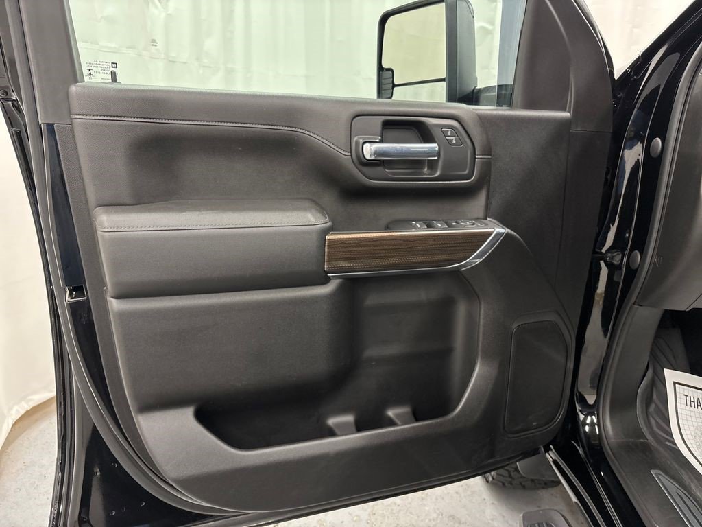 Certified 2023 Chevrolet Silverado 2500 LT AWD/4WD image 9