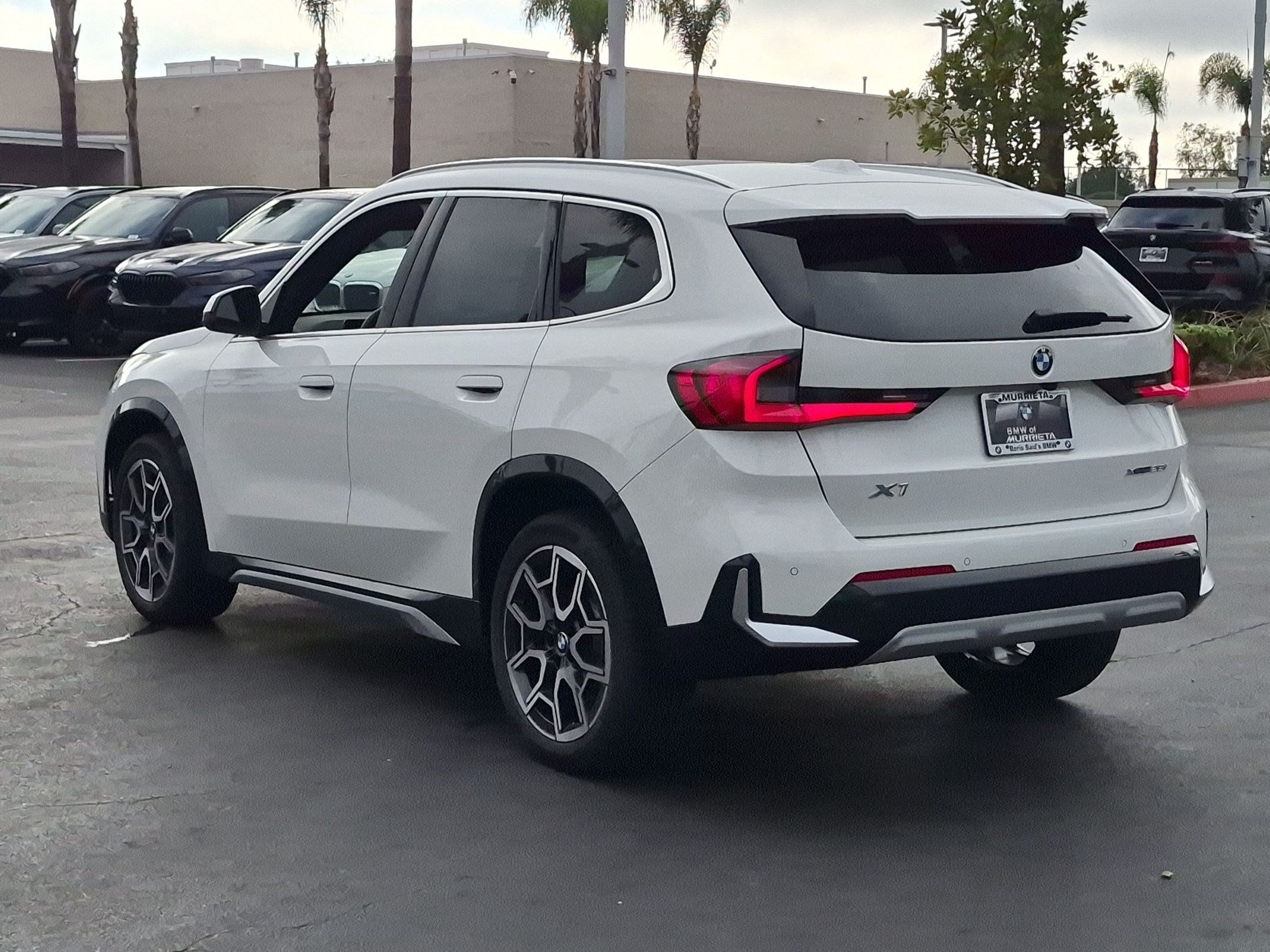 New 2027 BMW X1 xDrive28i AWD/4WD image 8
