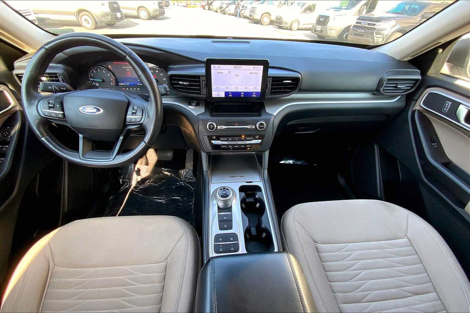 Used 2020 Ford Explorer XLT RWD image 15