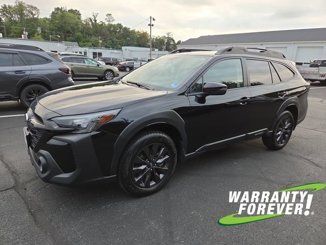 Used 2025 Subaru Outback Onyx Edition AWD/4WD image 3
