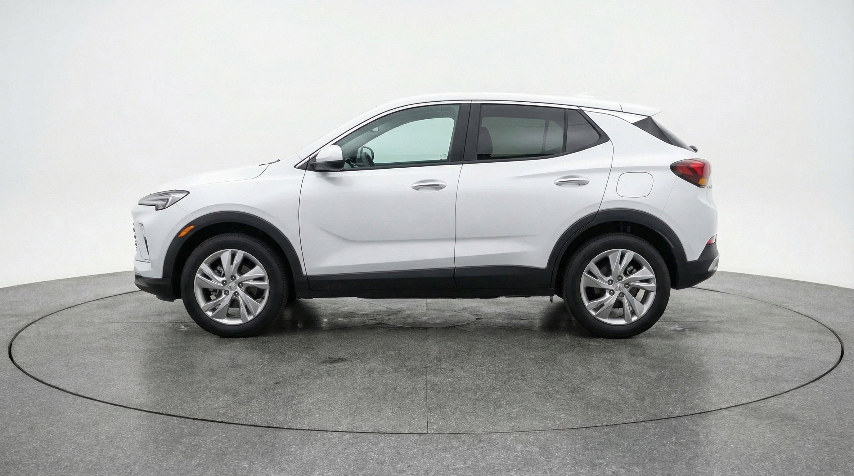 Used 2025 Buick Encore GX Preferred image 5