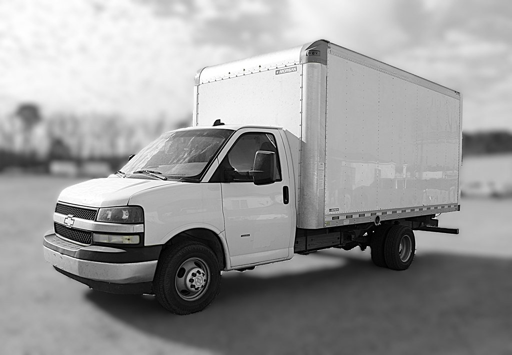 Used 2021 Chevrolet Express 3500 w/ Power Convenience Package image 3