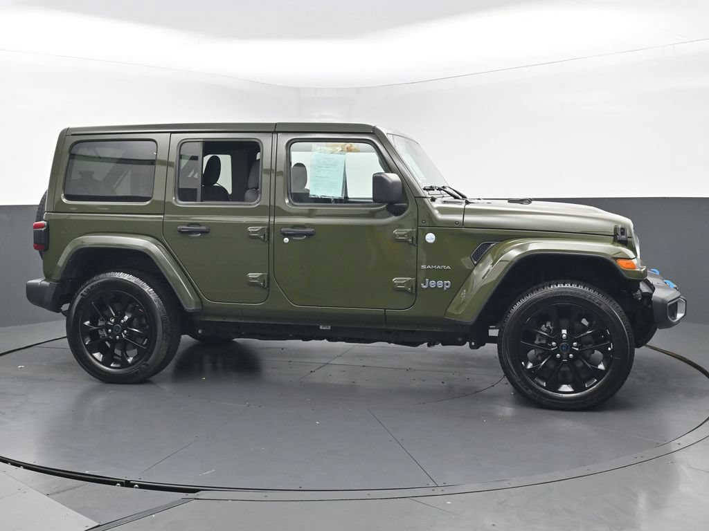Used 2024 Jeep Wrangler Unlimited Sahara AWD/4WD image 6