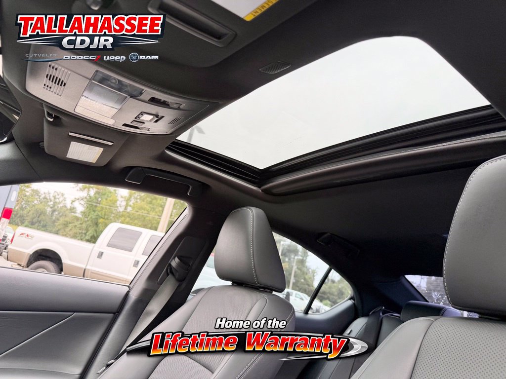 Used 2022 Lexus IS 300 w/ Premium Package RWD image 33