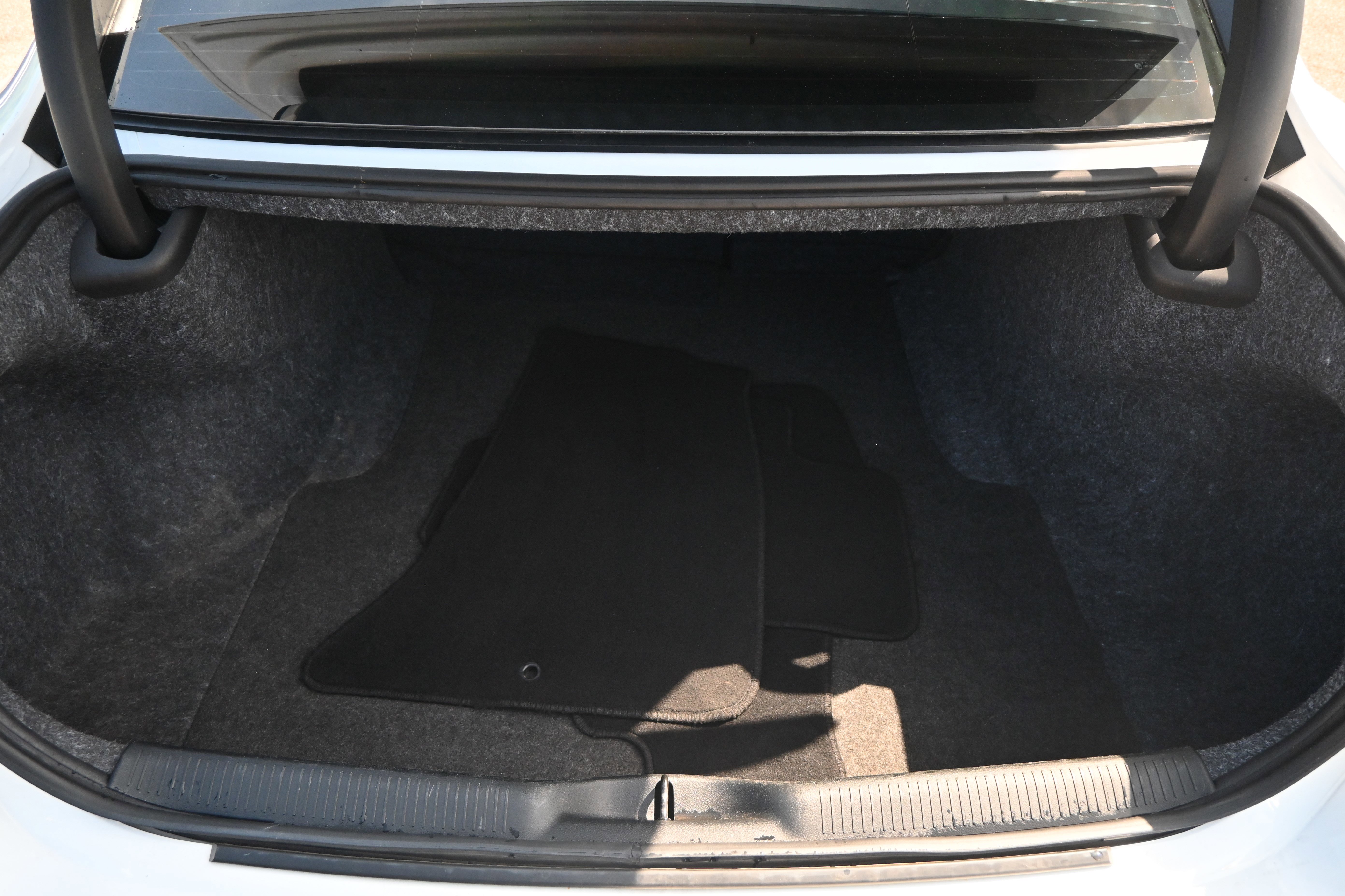 Used 2023 Dodge Charger SXT RWD image 31