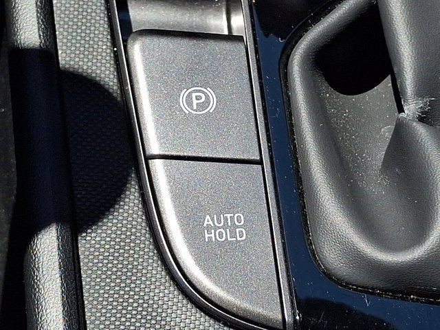 Certified 2025 Hyundai Elantra SEL FWD image 25