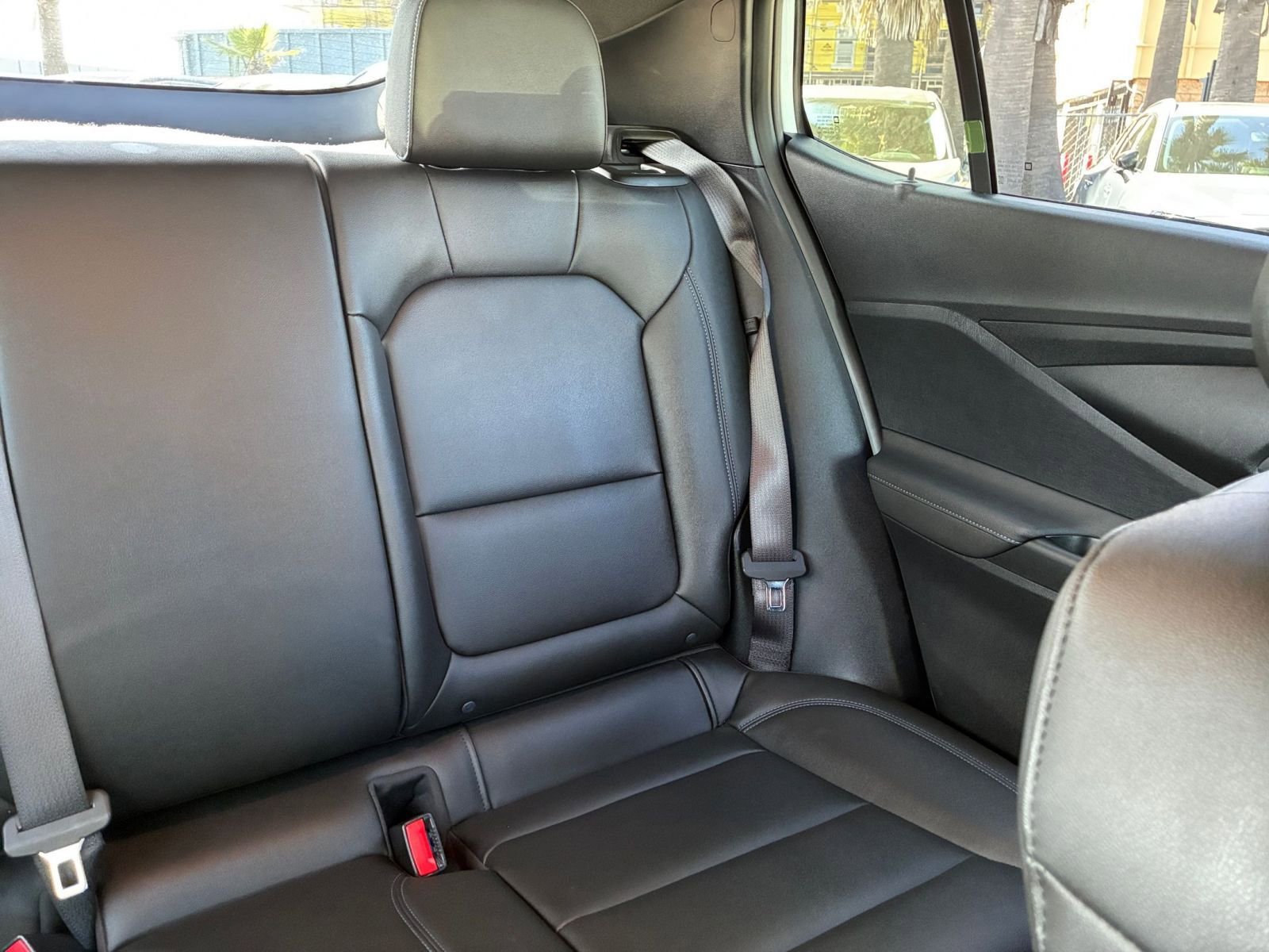 Used 2025 Buick Envista Sport Touring FWD image 36