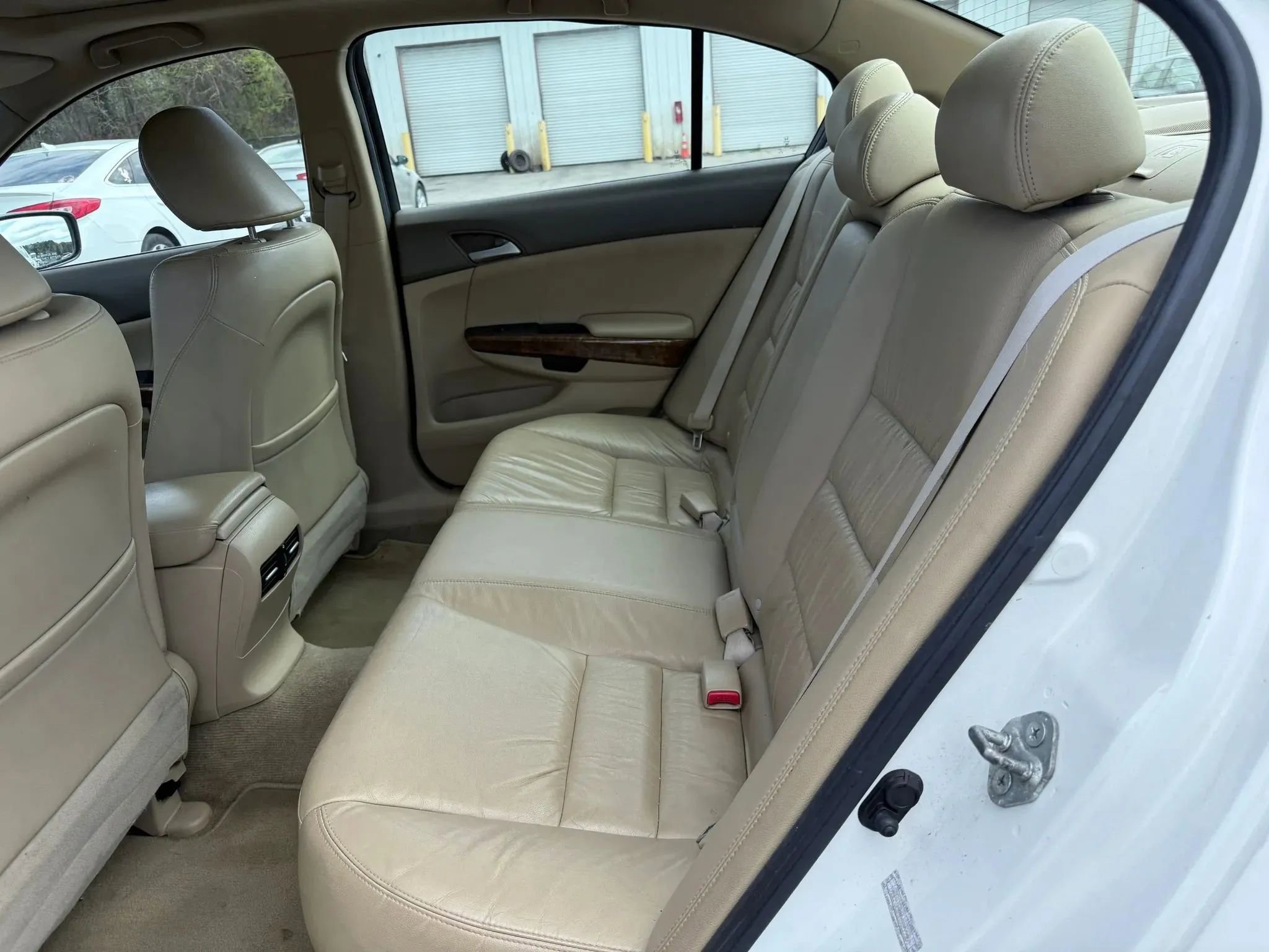 Used 2010 Honda Accord EX-L image 21