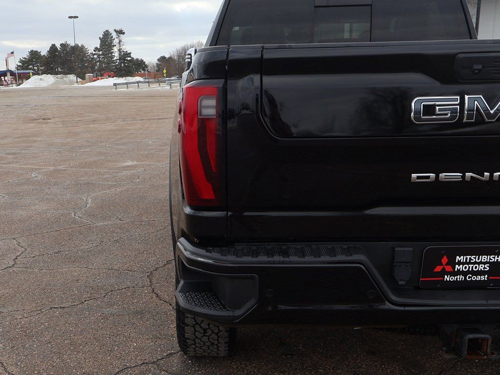 Used 2024 GMC Sierra 2500 Denali Ultimate w/ Max Trailering Package image 19
