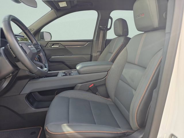 Used 2024 GMC Acadia AT4 w/ Luxury Package image 25