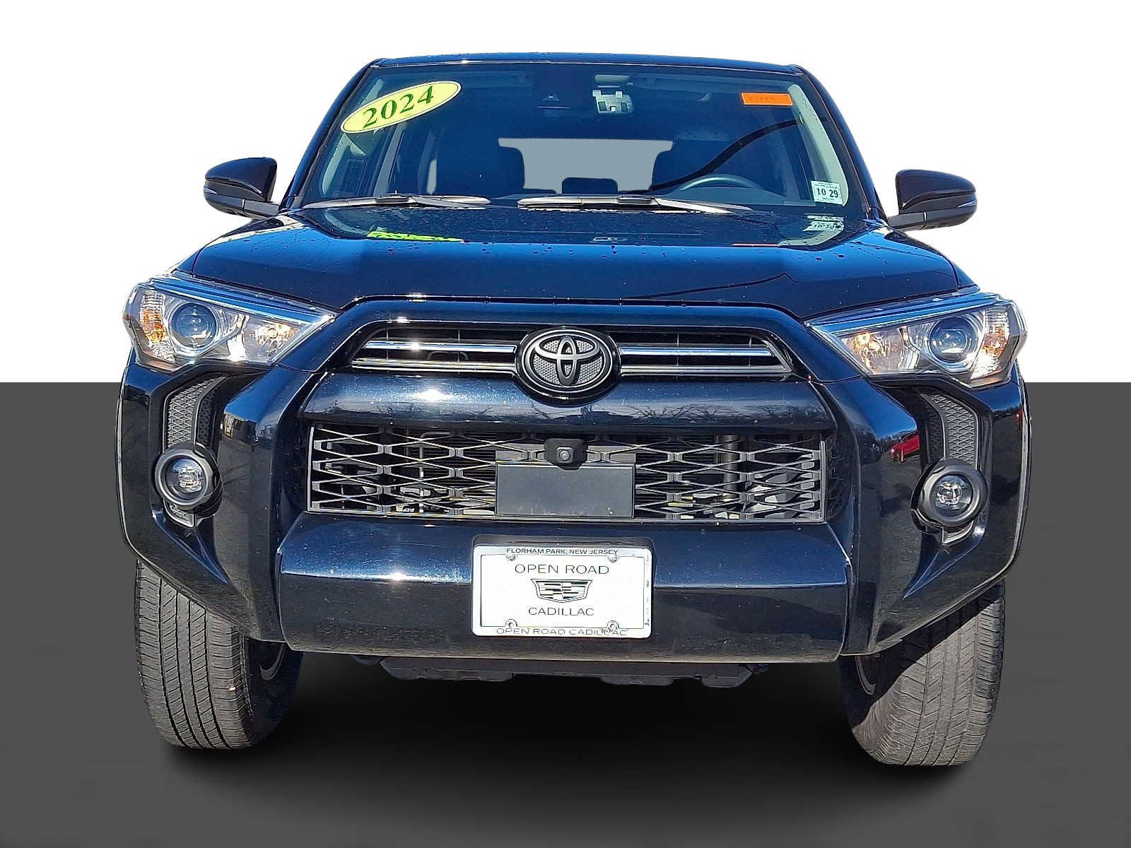 Used 2024 Toyota 4Runner SR5 Premium w/ Moonroof Package image 2