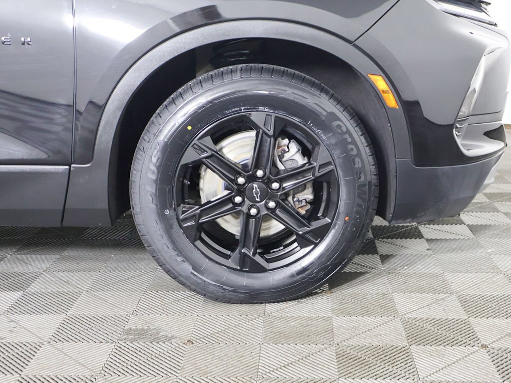 Used 2023 Chevrolet Blazer LT w/ Midnight/Sport Edition AWD/4WD image 23