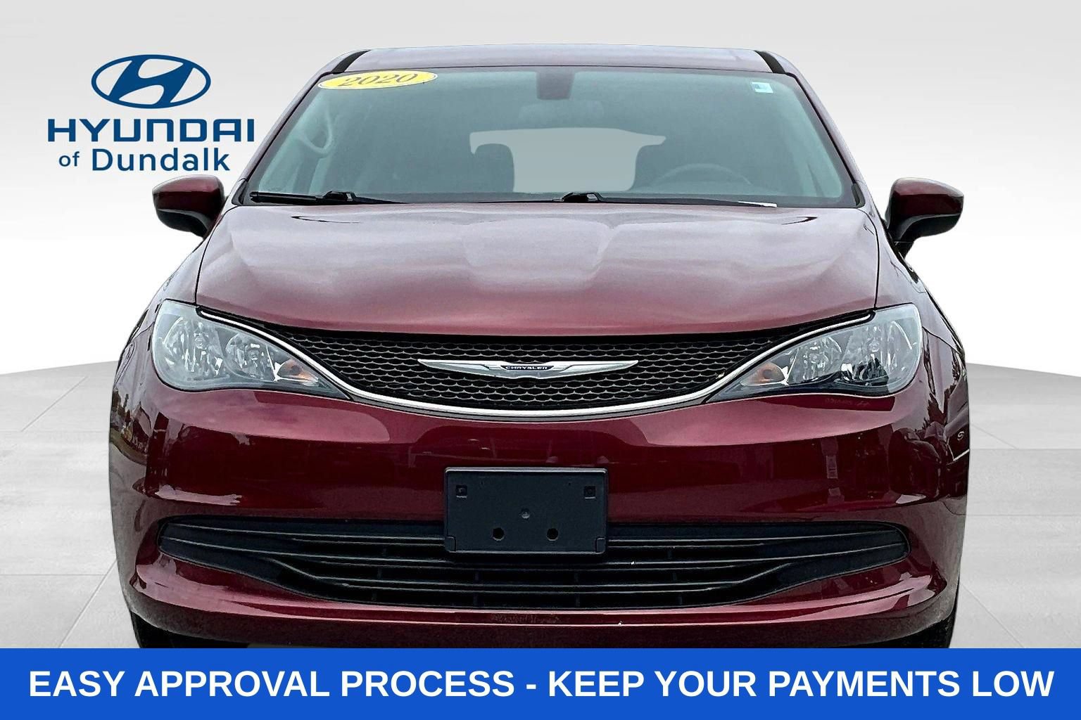 Used 2020 Chrysler Voyager LX FWD image 2