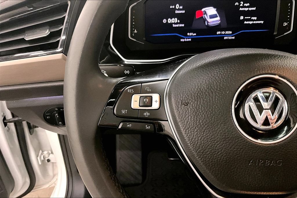 Used 2020 Volkswagen Jetta SEL Premium FWD image 11