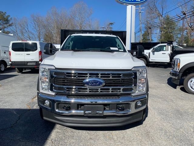 New 2025 Ford F550 4x4 Regular Cab Super Duty image 2