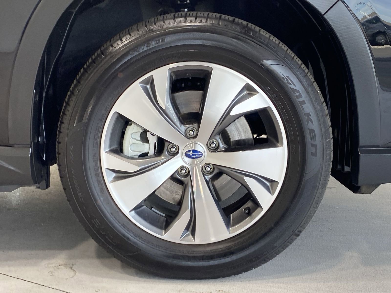 Certified 2025 Subaru Ascent Premium AWD/4WD image 10