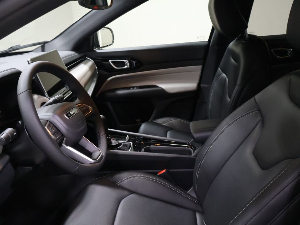 New 2026 Jeep Compass Limited image 10