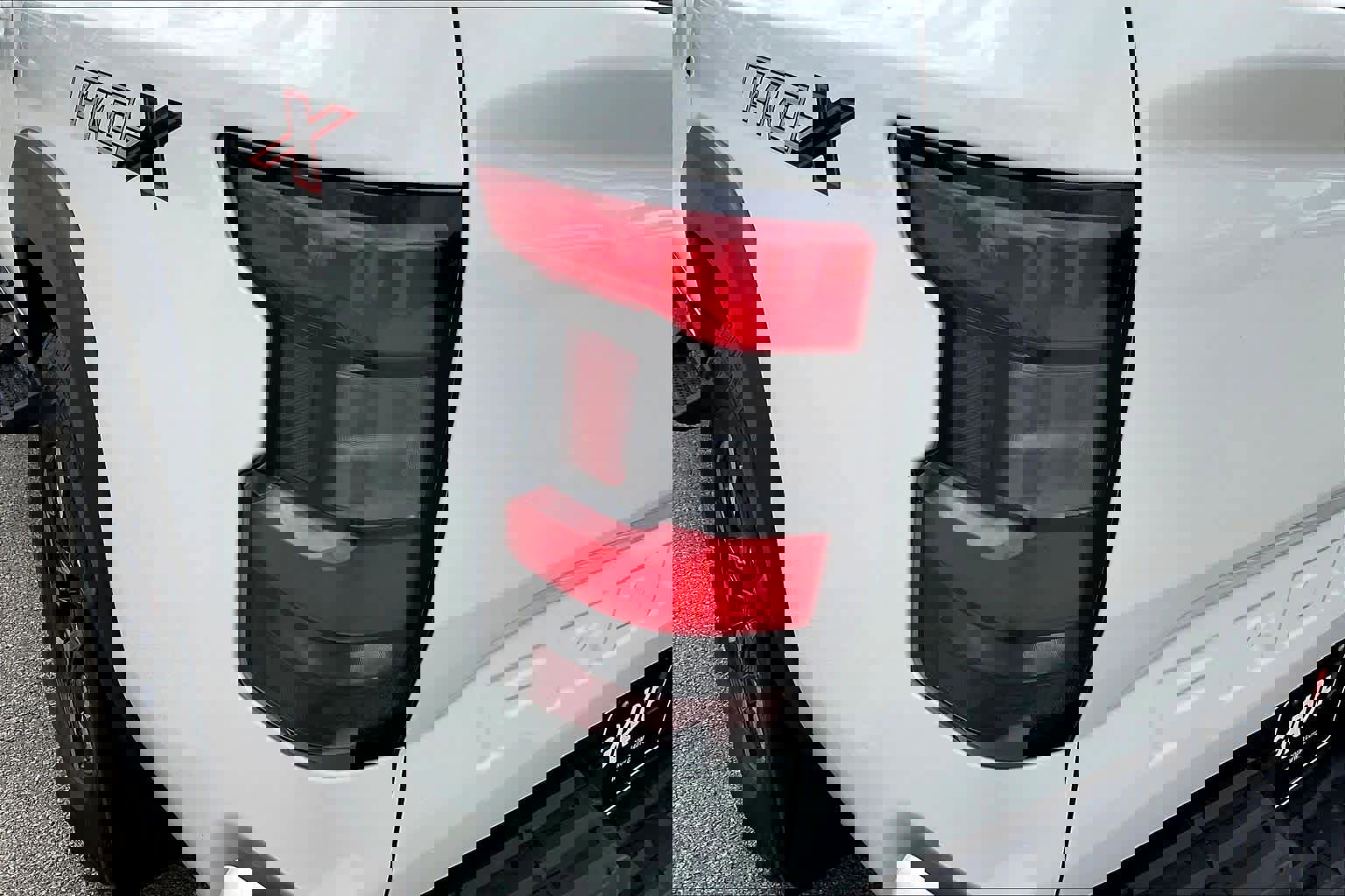 Used 2022 Nissan Frontier Pro-X image 25