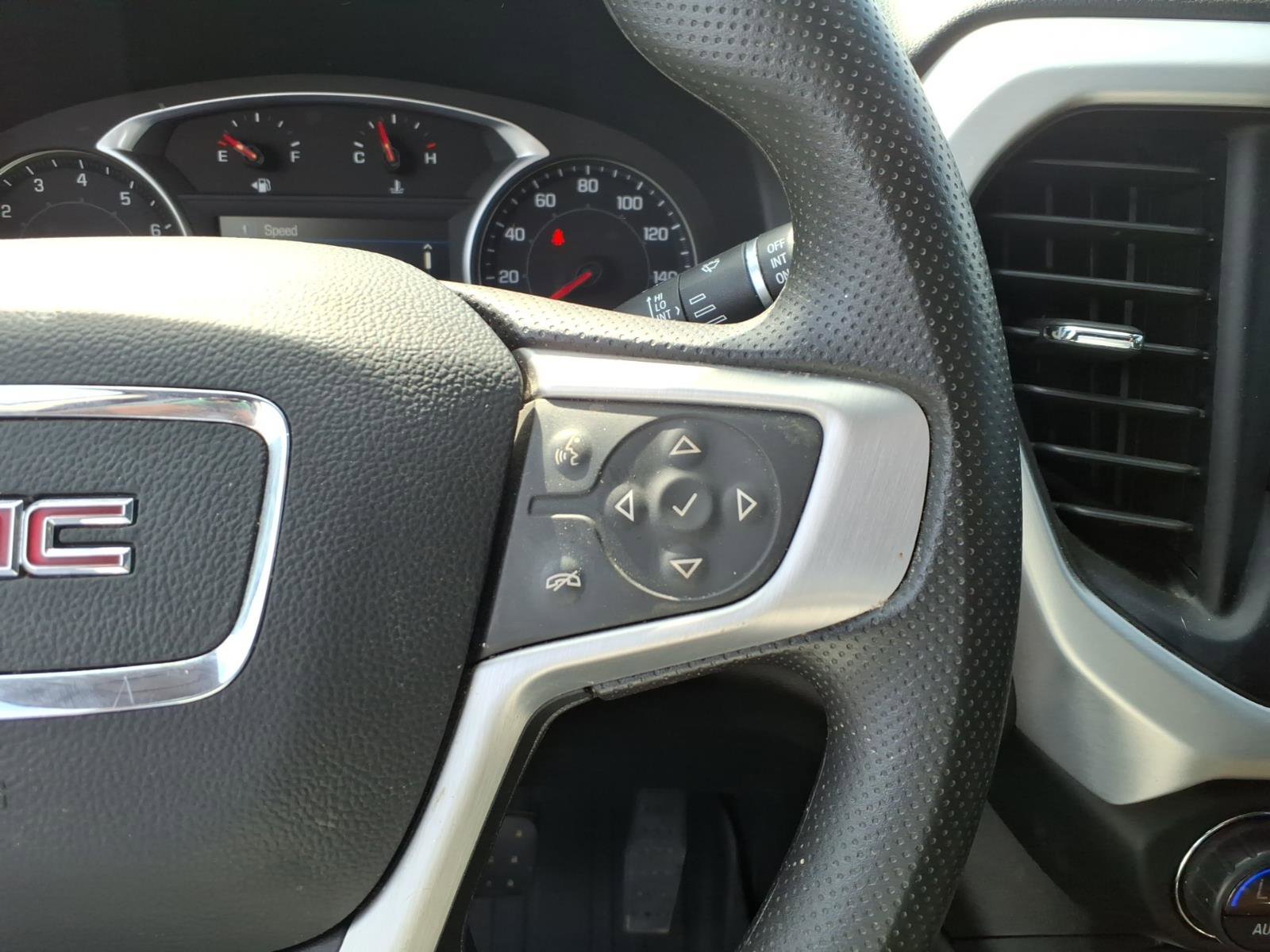 Used 2021 GMC Acadia SLE w/ Elevation Edition image 10