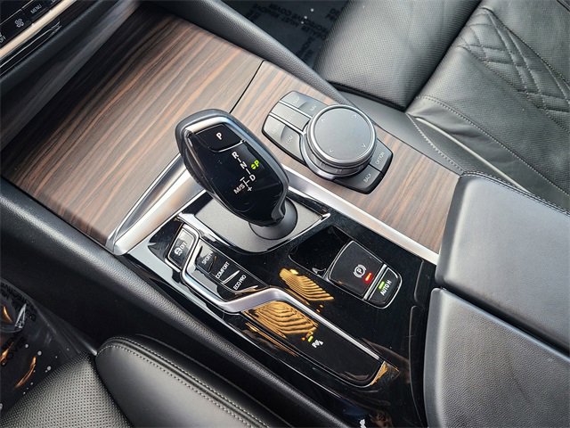 Used 2022 BMW 540i w/ Luxury Seating Package image 35