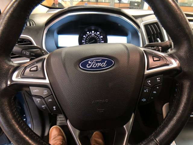 Certified 2020 Ford Edge Titanium w/ Class II Trailer Tow Package image 13