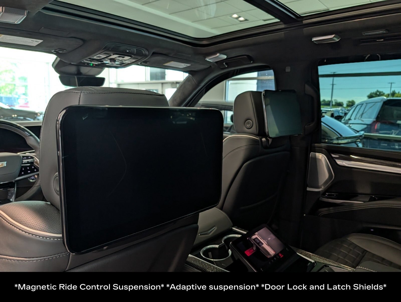 Certified 2025 Cadillac Escalade V AWD/4WD image 15