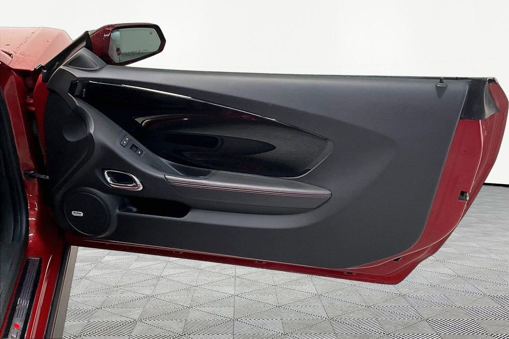 Used 2015 Chevrolet Camaro ZL1 RWD image 28