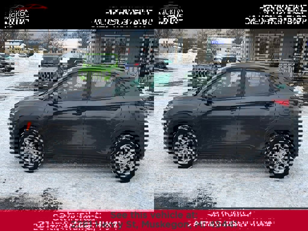 Used 2021 Hyundai Kona SE image 4