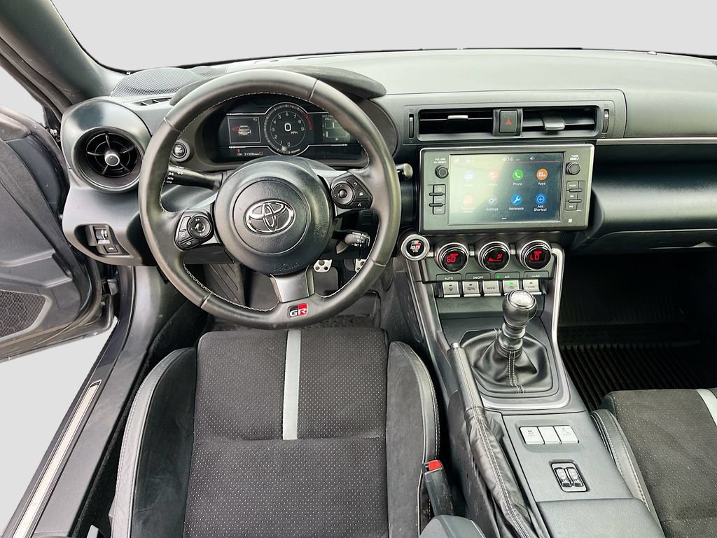 Used 2024 Toyota GR86 Premium RWD image 21