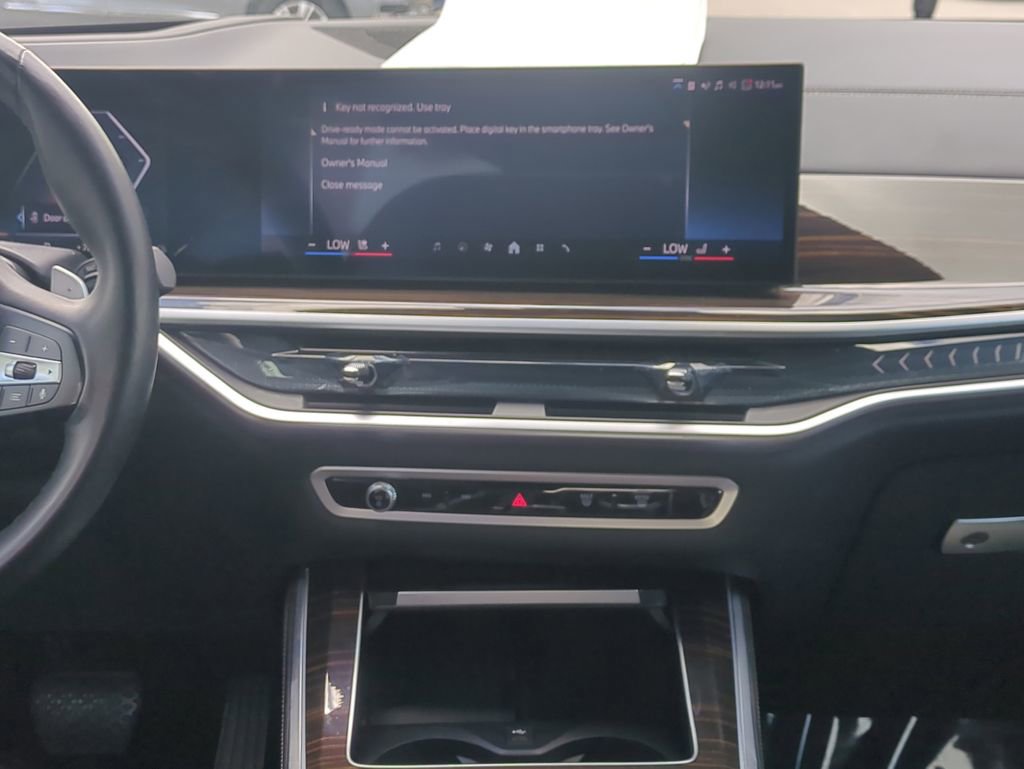 Used 2025 BMW X5 xDrive50e image 20