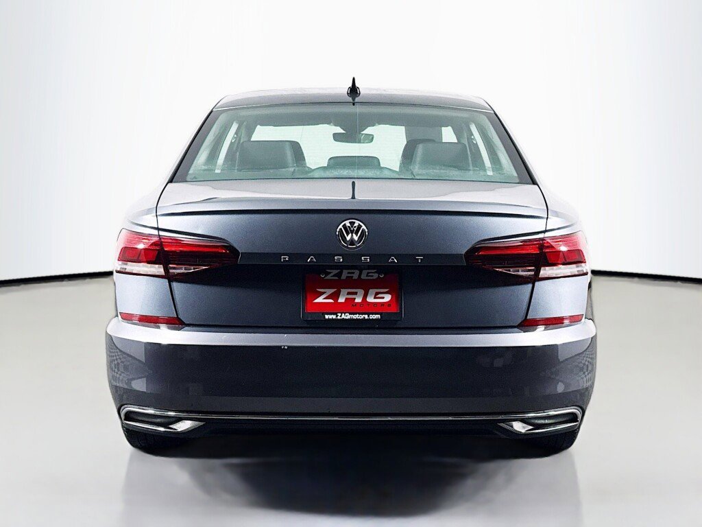 Used 2020 Volkswagen Passat 2.0T SE image 4
