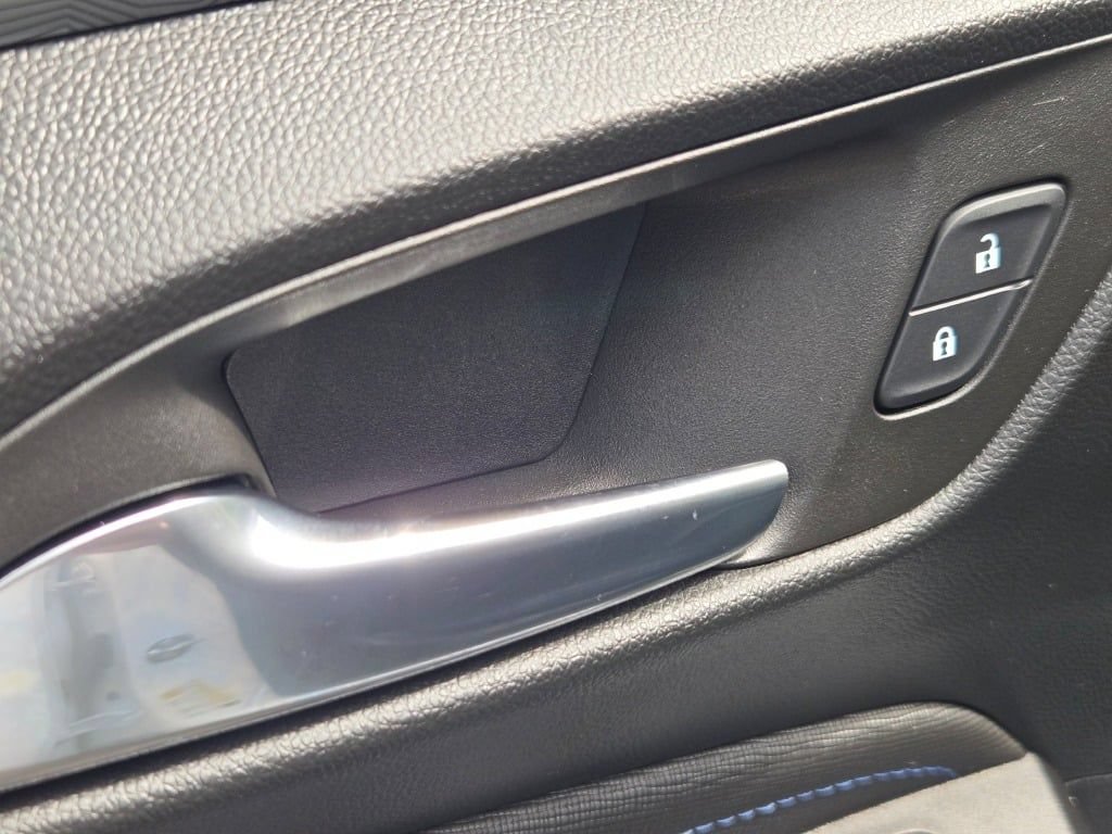 Used 2025 Buick Envista Sport Touring w/ Convenience I Package FWD image 25